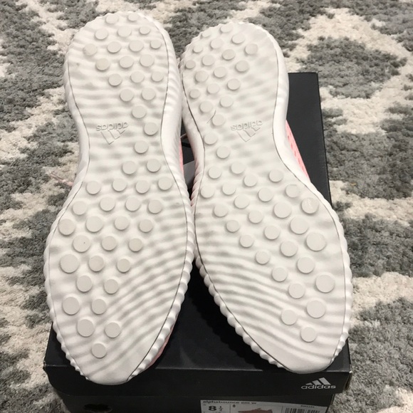 New in the box Adidas alphabounce - Picture 2 of 2